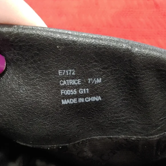 NEW Calvin Klein Stylish Black Knee-High Women's Boots - Picture 7 of 8